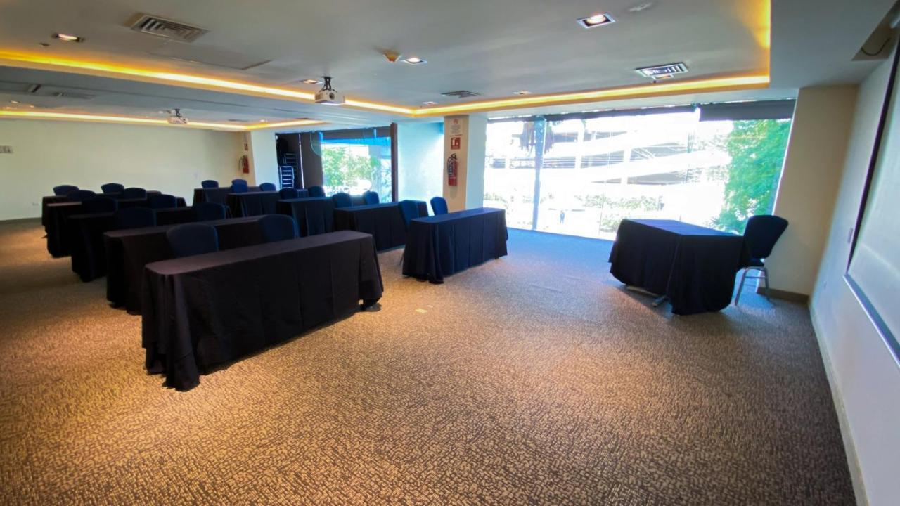 Holiday Inn Express Culiacan By Ihg Bagian luar foto