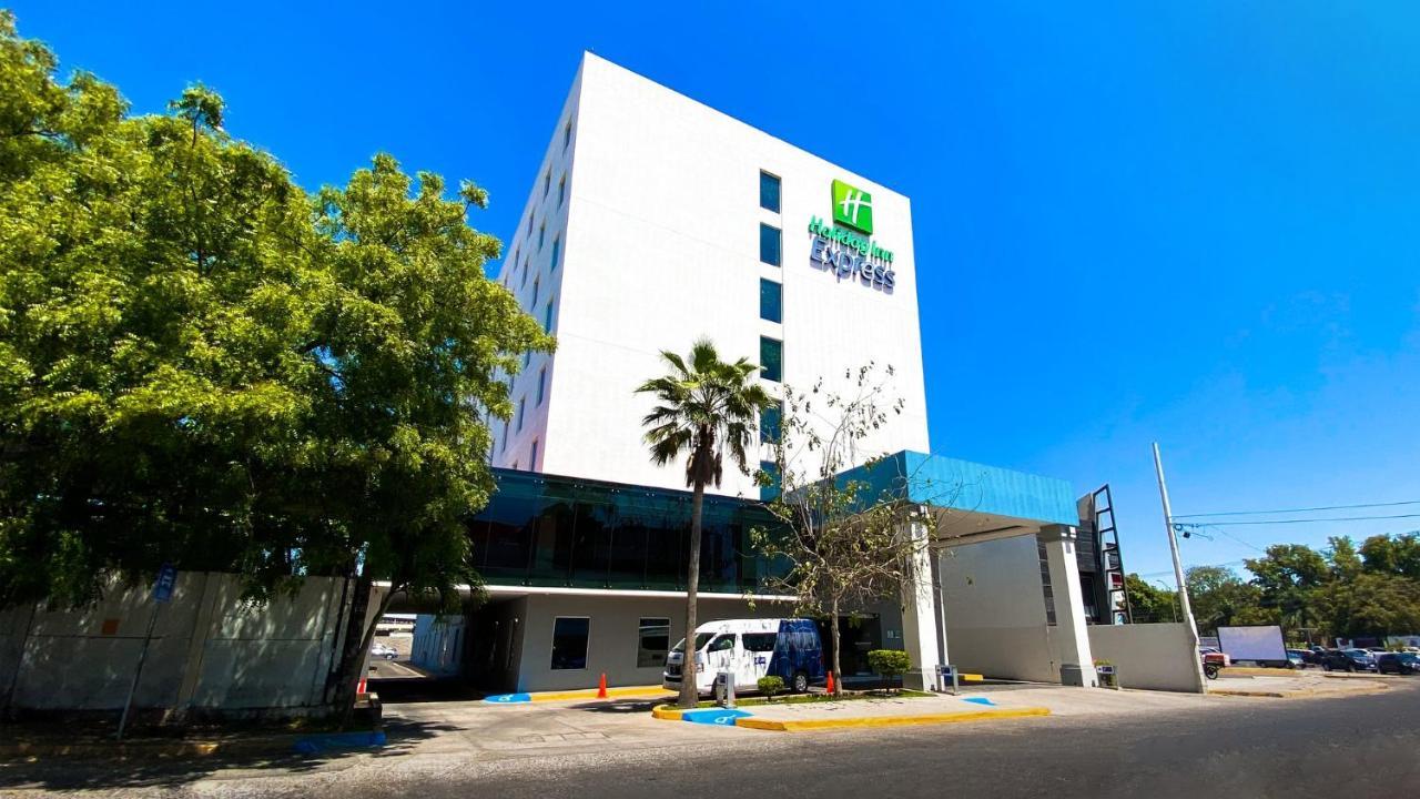 Holiday Inn Express Culiacan By Ihg Bagian luar foto