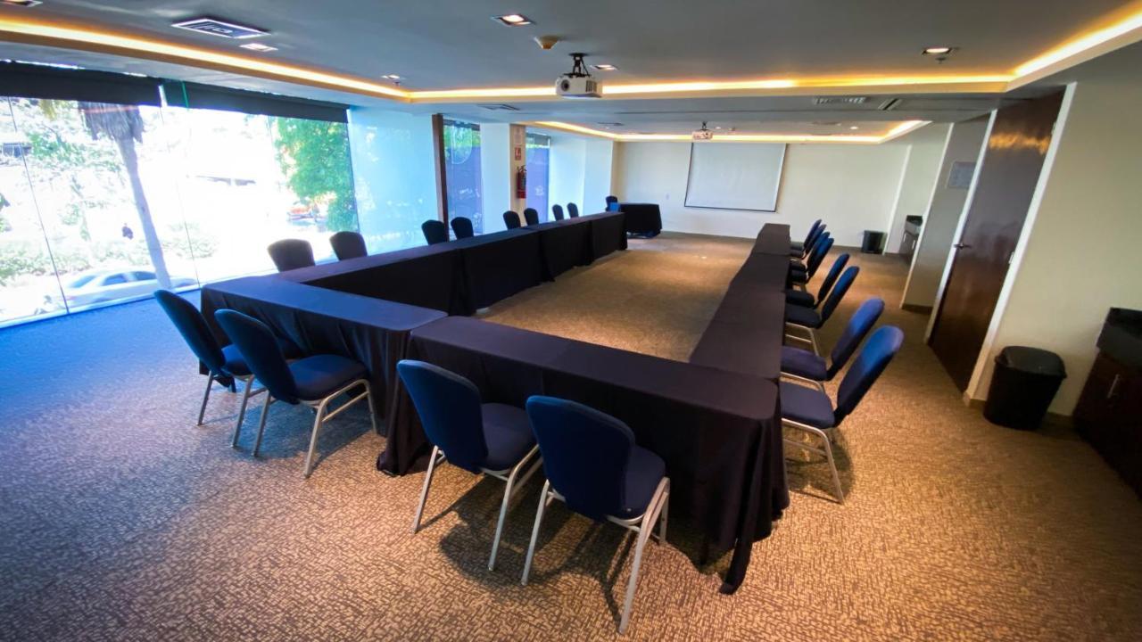 Holiday Inn Express Culiacan By Ihg Bagian luar foto